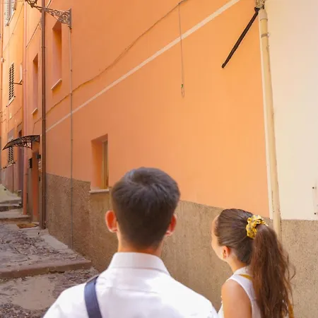 Casa Mirto Affittacamere Bosa