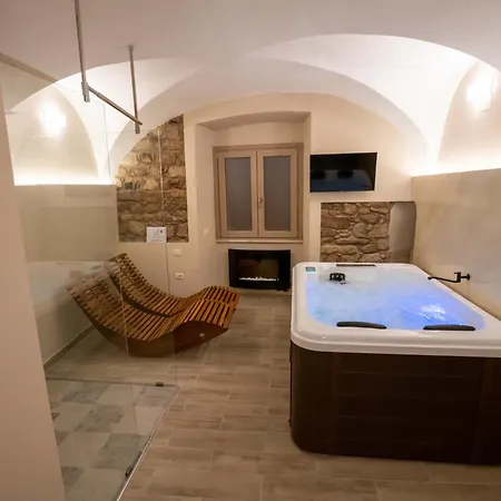 Casa Mirto Affittacamere *